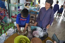 680623  เด็กสมุนพระรามร่วมทำงานขุดมันเทศ ในวันนบวร 129.jpeg