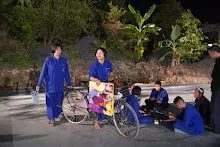 670214 สสธ จัดเวทีลานสู่สูญ ตอนค่ำ งานนักบุญหมายเลข 0