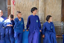 671214 สมุนพระราม เล่นเกมเดินโชว์ ขนหินทำน้ำตก 10.jpg