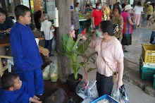 680629 สมุนพระราม ฝึกพาณิชย์บุญนิยม ขายสินค้า อุทยานบุญนิยม 4-2568 112.jpeg