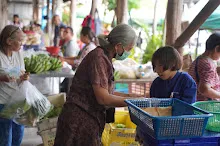 680629 สมุนพระราม ฝึกพาณิชย์บุญนิยม ขายสินค้า อุทยานบุญนิยม 4-2568 267.jpeg
