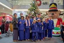 671225 สมุนพระรามร้องเพลงที่ห้างสุนีย์ ในวันคริสมาสต์ 24.jpg
