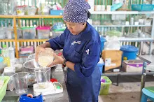 680716 ภาพทำขนมปัง ฐานงานแม่สะอาด Mothers Vegan Bakery 568.JPG