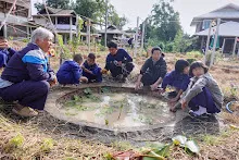 671216 สมุนพระราม ห่มดินสวนน่ารักด้วยฟางข้าว วัดระดับน้ำคลองไส้ไก่ 80.jpg