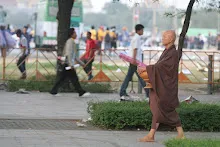 พท+สมณะบิณฑ์ที่งานชุมนุม (119).JPG