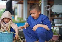 680110 สมุนพระราม ทำ 5 ส ปลูกต้นองุ่น ปรับปรุงแปลงดอกไม้ 24.jpg