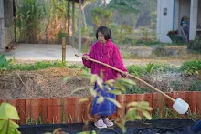 680107 สมุนพระรามดูแลสวนเช้า 17.JPG