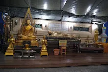 680705 เด็กสมุนพระรามตักบาตรที่ปฐมอโศก ร่วมงาน ๙๐ ปี ลุงจำลอง ไปพระปฐมเจดีย์เย็น 21.jpeg