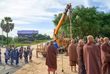 671025 พิธีตอกเสาเข็มแรก สถูปบูชาพ่อครู22.jpg