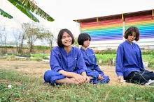 680224 วันบวร ชาวชุมชนสีแดง และ นร.ม.1 ปลูกหัวไชเท้า 136.jpg