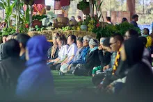 671230 สมุนพระรามแสดงร้องเพลง พิธีเปิดงานเพื่อฟ้าดิน 4.jpg