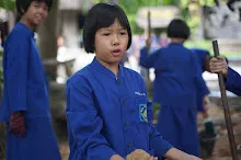 680602 สมุนพระราม และ สสธ.ขนทรายและปรับพื้นที่หน้าเฮือนศูนย์สูญ 109.JPG