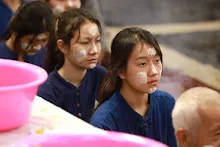 680416 รดน้ำดำหัว วันกตัญญูบูชาบรรพชน 36.JPG
