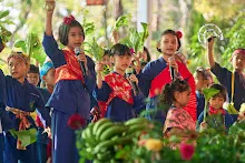 671230 สมุนพระรามแสดงร้องเพลง พิธีเปิดงานเพื่อฟ้าดิน 51.jpg