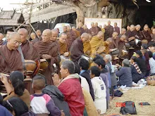 พท+สมณะบิณฑ์ที่งานชุมนุม (82).JPG