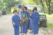 680603 รวมพลังปลูกแฝก วันเฉลิมพระชนมพรรษา สมเด็จพระนางเจ้าสุทิดา 9.jpeg