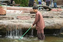 680511 ภาพโฮมแฮงขัดนำตกองค์พระพุทธธาในวันวิสาขฯ 2.jpeg