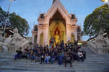 680705 เด็กสมุนพระรามตักบาตรที่ปฐมอโศก ร่วมงาน ๙๐ ปี ลุงจำลอง ไปพระปฐมเจดีย์เย็น 11.jpeg