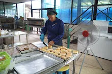 680716 ภาพทำขนมปัง ฐานงานแม่สะอาด Mothers Vegan Bakery 558.JPG