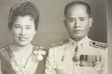 คุณลุงสุรินทร์ ป้าส้มจีน 1.jpeg