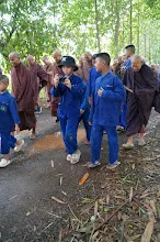 680606 สมุนพระรามร่วมเดินตามรอยโพธิสัตว์ งานอโศกรำลึก 40.jpeg