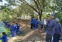 671228 สมุนพระรามเข้าค่าย เรียนการปรับปรุงพันธุ์พุทธรักษา เล่นเกมกินวิบาก พาทัวร์รถราง 321.jpg