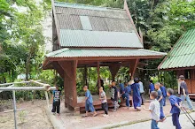 680703 เด็กสมุนพระรามนั่งรถไฟไปปฐมอโศก ร่วมงาน ๙๐ ปี ลุงจำลอง 85.jpeg
