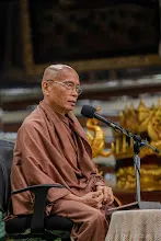 680411 พิธีรับกลด นักเรียนและนิสิตสัมมาสิกขา ปี 68 92.jpg