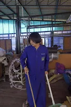 680111 สสธ.แสดงภาคค่ำ งานวันเด็กแห่งชาติ กล้องเด็กถ่ายเอง 68.jpg