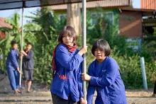680123 สสธ.ม.4 ช่วยกางเต๊นท์เรือนเพาะชำสวนครอบครัวน่ารัก 41.jpg