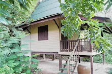 680703 เด็กสมุนพระรามนั่งรถไฟไปปฐมอโศก ร่วมงาน ๙๐ ปี ลุงจำลอง 99.jpeg
