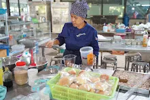 680716 ภาพทำขนมปัง ฐานงานแม่สะอาด Mothers Vegan Bakery 570.JPG