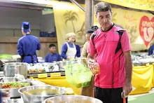 671007 เทศกาลกินเจ หน้าร้านอาหารพิเศษ (แดน)