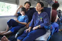 680708 เด็กสมุนพระรามกลับจากปฐมอโศก งาน ๙๐ ปี ลุงจำลอง 176.jpeg