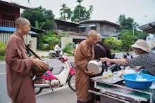 671016 เยี่ยมบ้านชนะชัย ที่บุรีรัมย์ บิณฯเช้า เยือนประสาทหินเขาพนมรุ้ง46.jpg