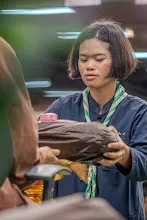 680411 พิธีรับกลด นักเรียนและนิสิตสัมมาสิกขา ปี 68 57.jpg