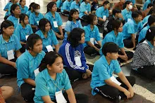680528 อบรมนักเรียน รร.ขวาวใหญ่วิทยา ชมคลิปชีวิตร่ำให้ คลิปแนะนำชุมชน 62.JPG