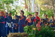 671230 สมุนพระรามแสดงร้องเพลง พิธีเปิดงานเพื่อฟ้าดิน 53.jpg
