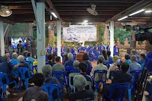 680703 เด็กสมุนพระรามนั่งรถไฟไปปฐมอโศก ร่วมงาน ๙๐ ปี ลุงจำลอง 227.jpeg