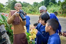 671228 สมุนพระรามเข้าค่าย เรียนการปรับปรุงพันธุ์พุทธรักษา เล่นเกมกินวิบาก พาทัวร์รถราง 14.jpg