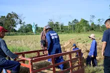 671125 นร.ม.4 ไปขนฟาง บ้านสสธ.ฟาร์ม อ.เดชอุดม 73.jpg