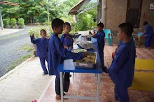 680623  เด็กสมุนพระรามร่วมทำงานขุดมันเทศ ในวันนบวร 152.jpeg