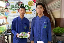 671124 สมุนพระราม ทำสลัดโรลแจก ที่โรงครัวกลาง 169.jpg