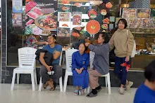 671225 สมุนพระรามร้องเพลงที่ห้างสุนีย์ ในวันคริสมาสต์ 43.jpg