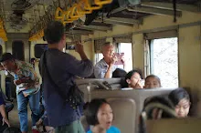 680703 เด็กสมุนพระรามนั่งรถไฟไปปฐมอโศก ร่วมงาน ๙๐ ปี ลุงจำลอง 74.jpeg