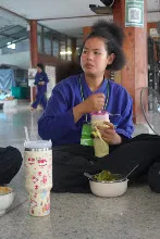 690227 สสธ ม1  เตรียมงานพุทธา ปฐมอโศก 27.JPG