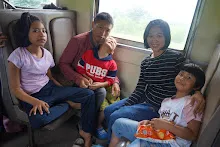 680703 เด็กสมุนพระรามนั่งรถไฟไปปฐมอโศก ร่วมงาน ๙๐ ปี ลุงจำลอง 140.jpeg