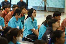 680528 อบรมนักเรียน รร.ขวาวใหญ่วิทยา ชมคลิปชีวิตร่ำให้ คลิปแนะนำชุมชน 23.JPG