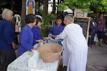 680622 สมุนพระราม ฝึกพาณิชย์บุญนิยม ขายสินค้า อุทยานบุญนิยม 232.jpeg