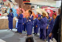 671225 สมุนพระรามร้องเพลงที่ห้างสุนีย์ ในวันคริสมาสต์ 121.jpg